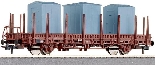 Flat car with load<br /><a href='images/pictures/Roco/66475.jpg' target='_blank'>Full size image</a>